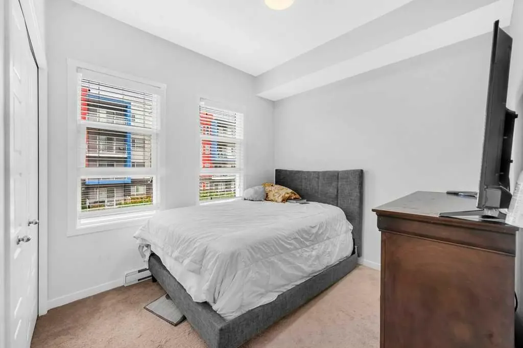 19489 Main Street SE Calgary AB T3M 3J3