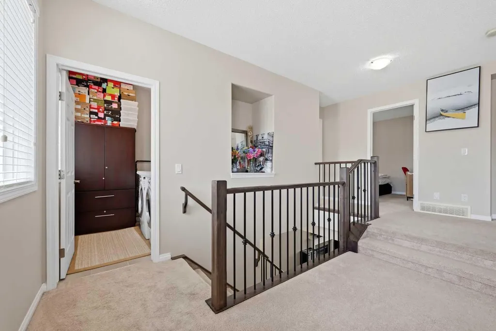 146 Windwood Grove SW Airdrie AB T4B 3S8