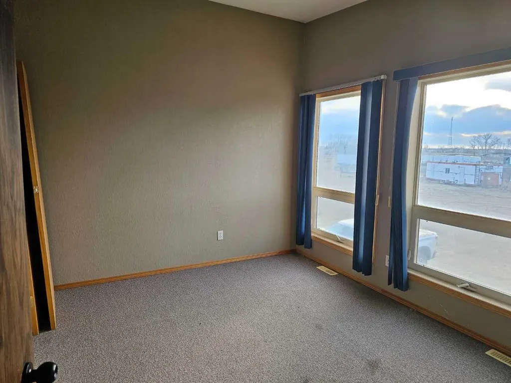 218 143040 Twp Road 191 Rural Newell County Of AB T1R 1B2