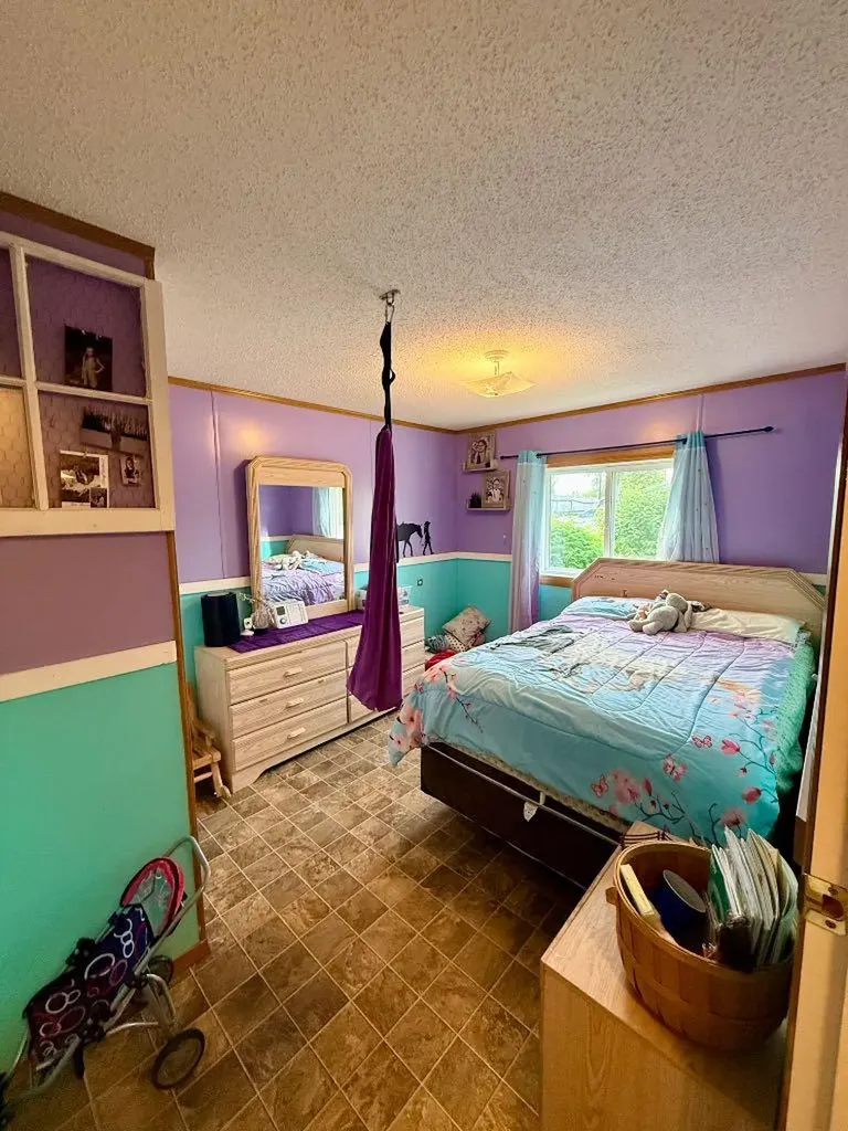 10701 102 Avenue La Crete AB T0H2H0