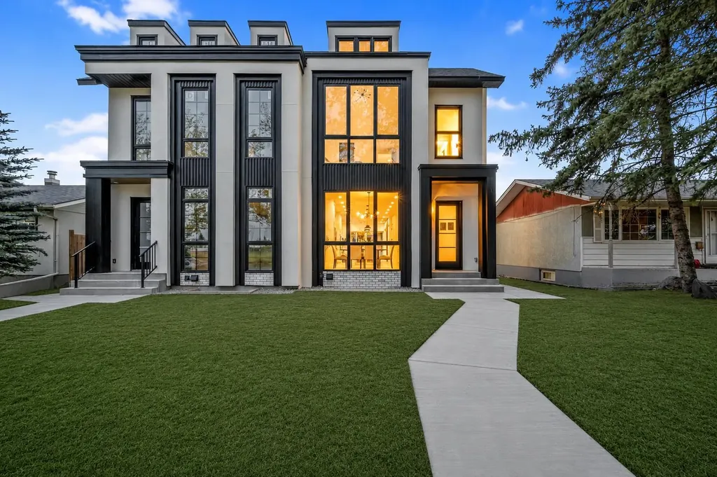 2435 52 Avenue SW Calgary AB T3E 1K5