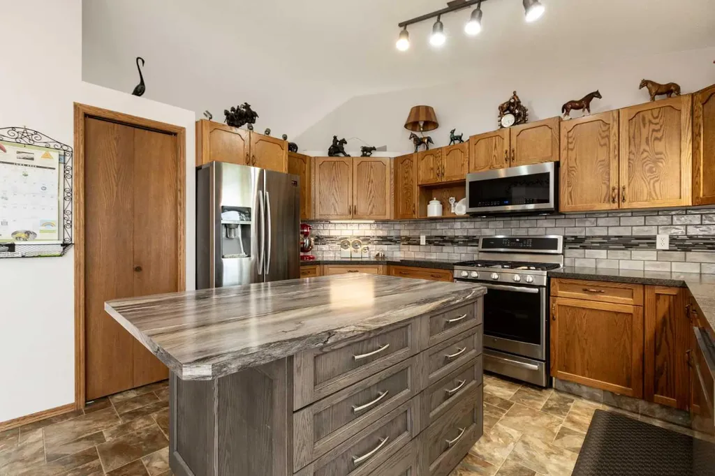 37571 Range Road 262 Rural Red Deer County AB T4E 1C1
