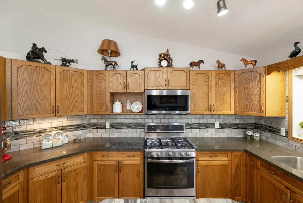 37571 Range Road 262 Rural Red Deer County AB T4E 1C1