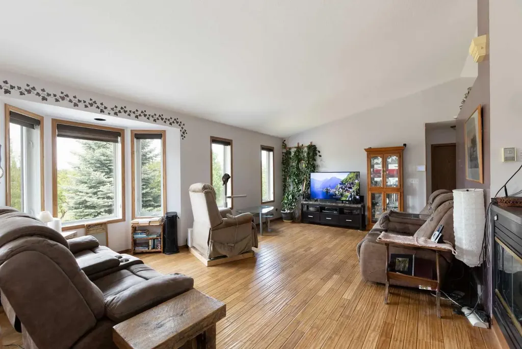 37571 Range Road 262 Rural Red Deer County AB T4E 1C1
