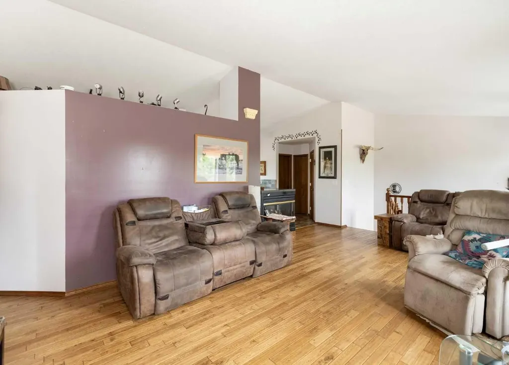 37571 Range Road 262 Rural Red Deer County AB T4E 1C1