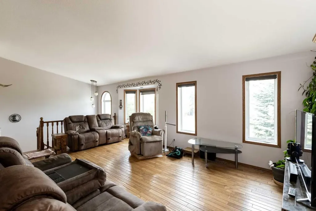 37571 Range Road 262 Rural Red Deer County AB T4E 1C1