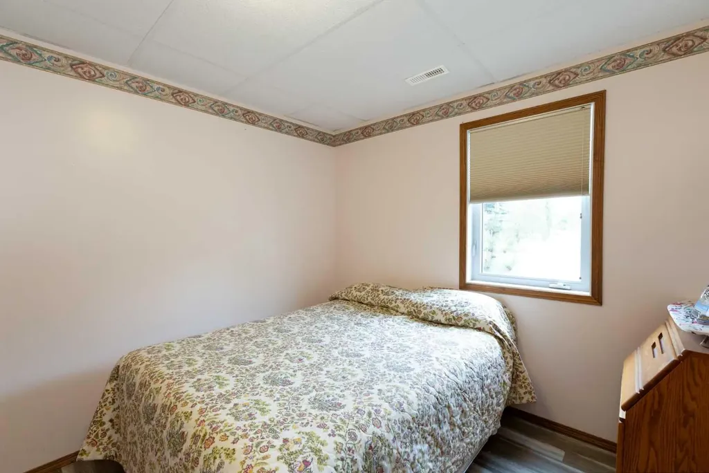 37571 Range Road 262 Rural Red Deer County AB T4E 1C1