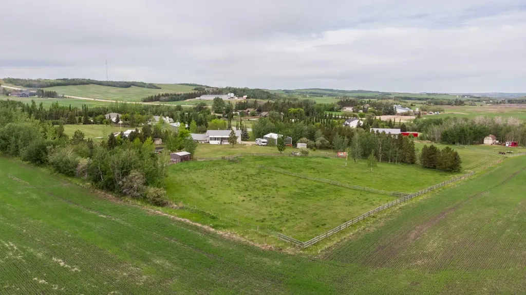 37571 Range Road 262 Rural Red Deer County AB T4E 1C1