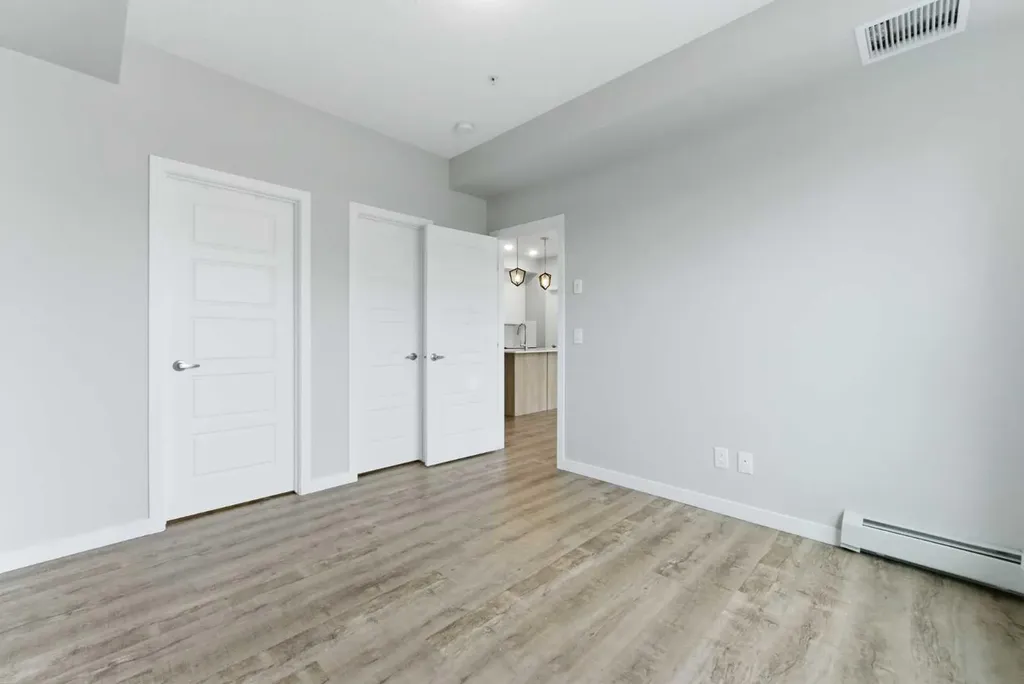 1605 17 Street SE Calgary AB T2G 2L7