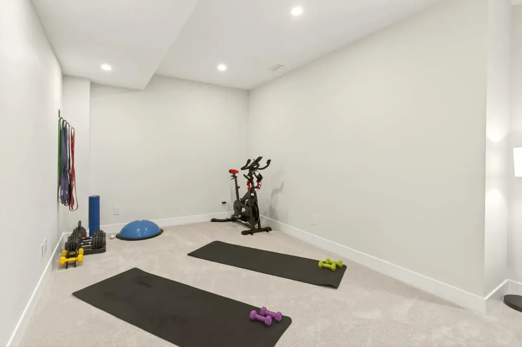 278 Hillcrest Heights SW Airdrie AB T4B 3Z2