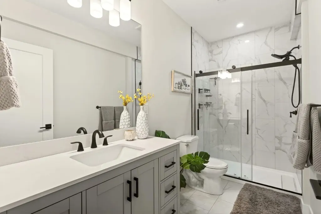278 Hillcrest Heights SW Airdrie AB T4B 3Z2