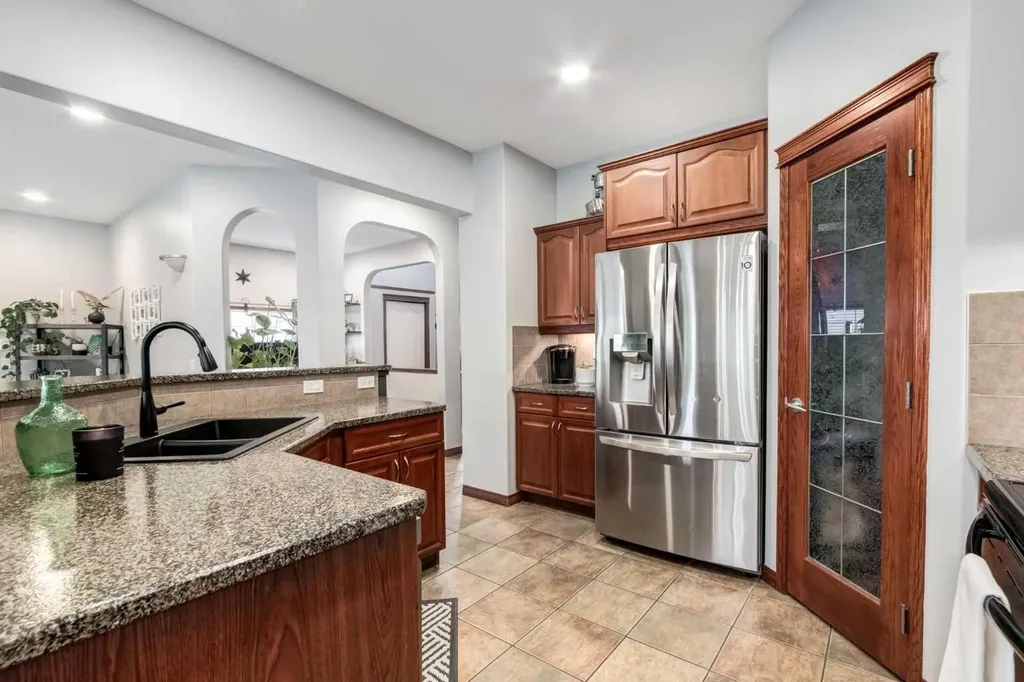158 Westland Street Okotoks AB T1S 0B3