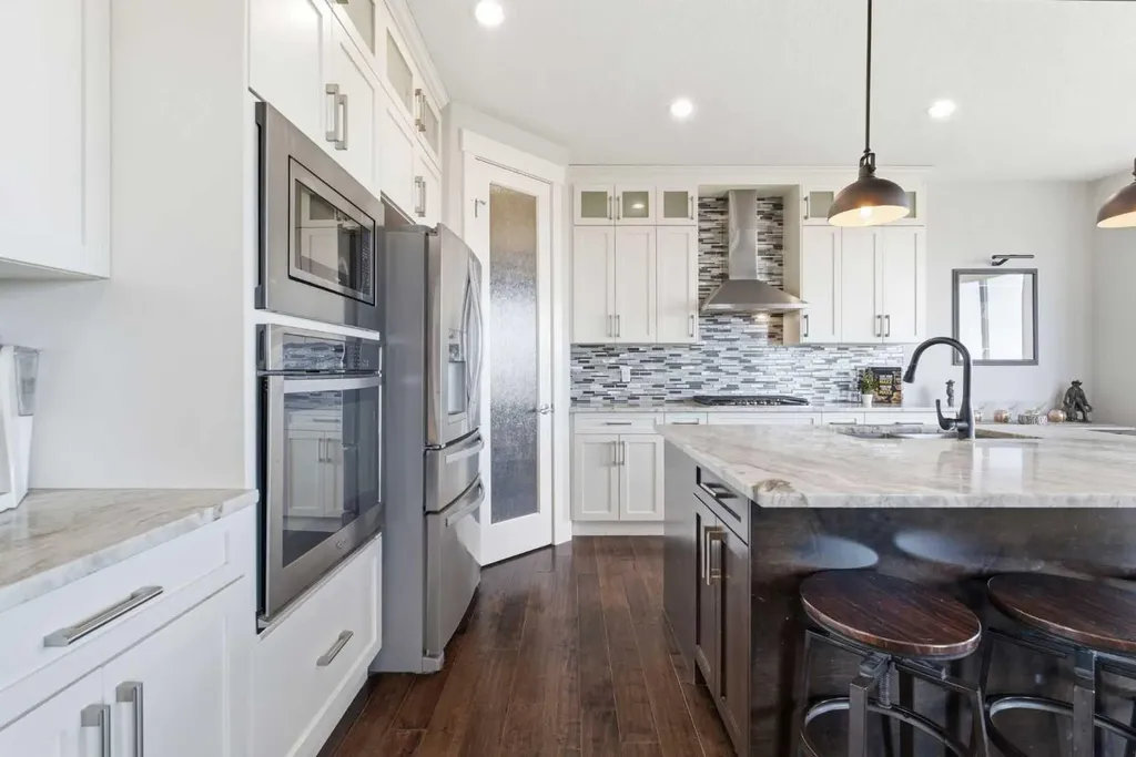 1469 Aldrich Place Carstairs AB T0M 0N0