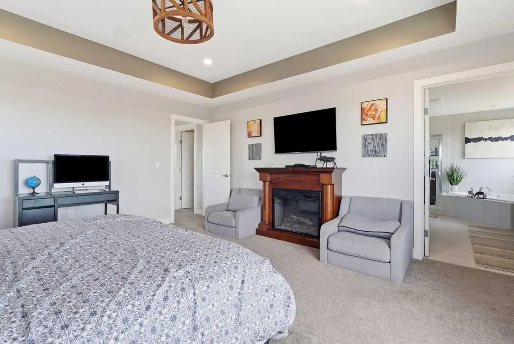 1469 Aldrich Place Carstairs AB T0M 0N0