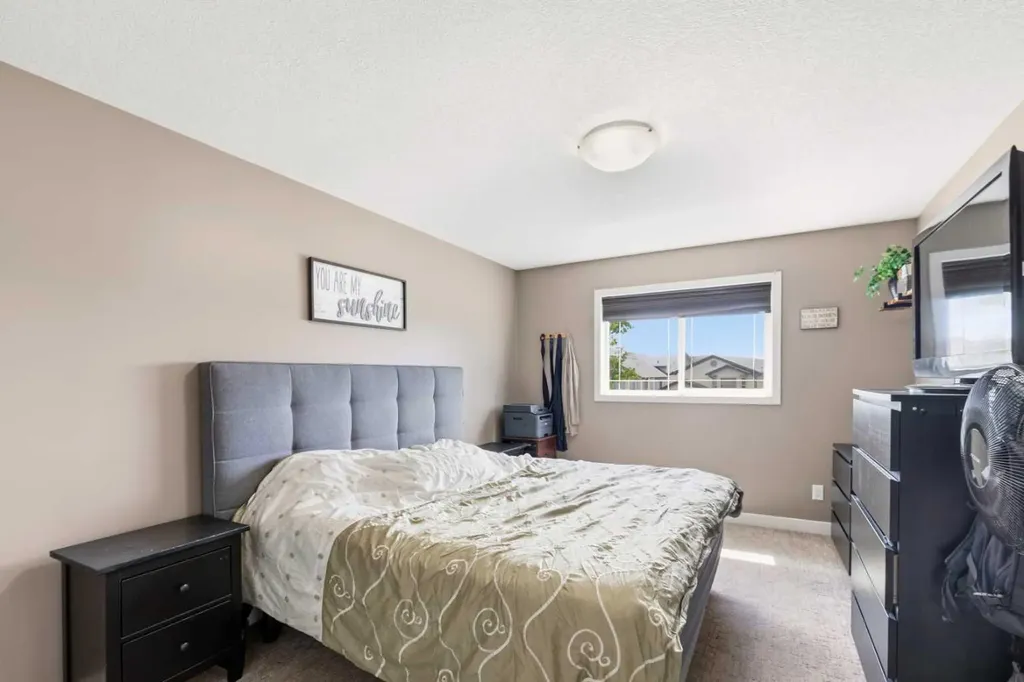8914 72 Avenue Grande Prairie AB T8X 0E1