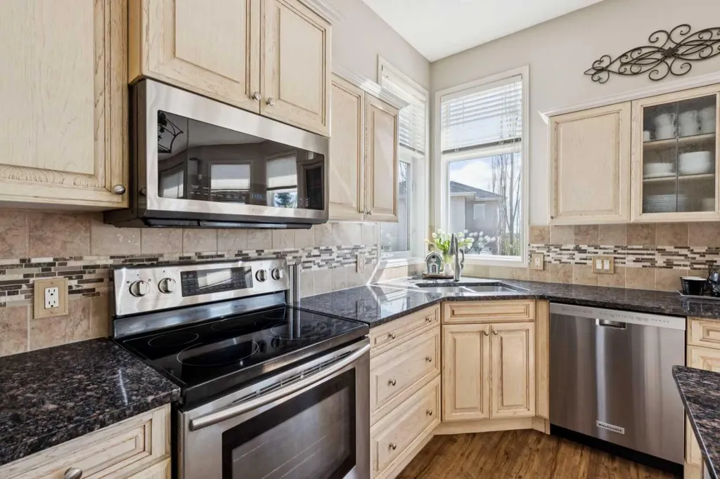 230 Royal Oak Place NW Calgary AB T3G 4Y6