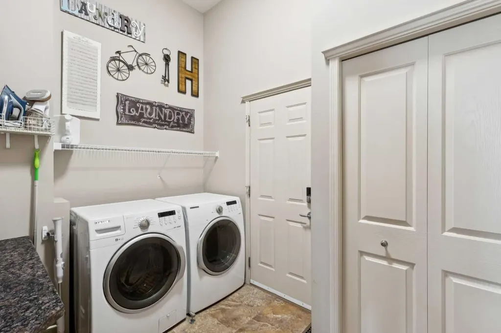 230 Royal Oak Place NW Calgary AB T3G 4Y6