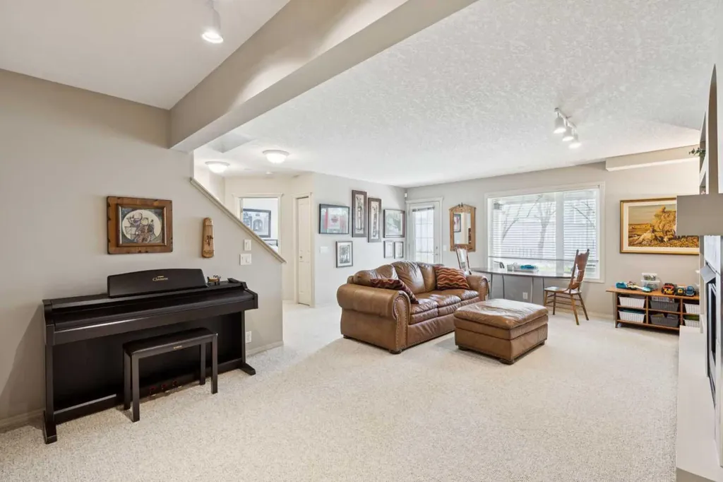 230 Royal Oak Place NW Calgary AB T3G 4Y6