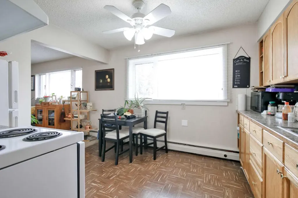 2705 38 Street SW Calgary AB T3E3E9