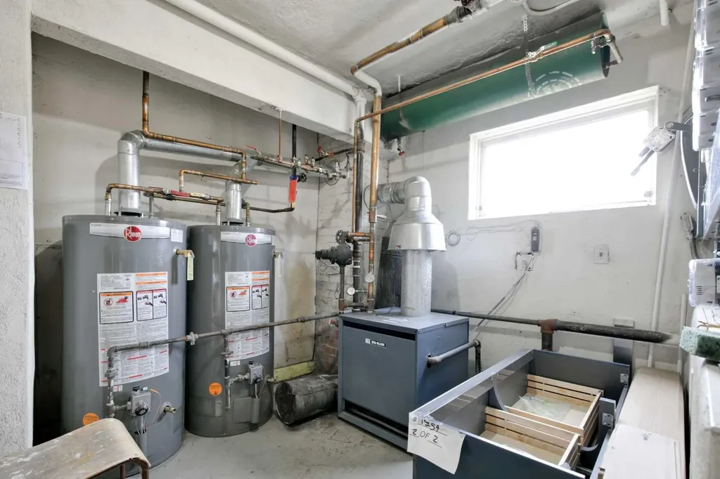 2705 38 Street SW Calgary AB T3E3E9