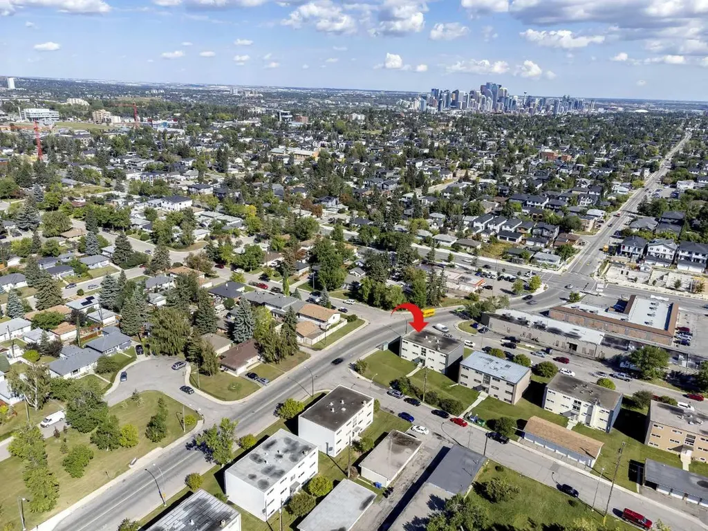 2705 38 Street SW Calgary AB T3E3E9