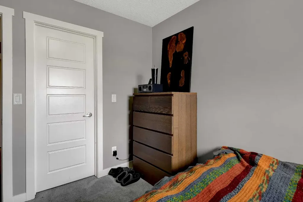8443 101 Avenue Grande Prairie AB T8X 0R1