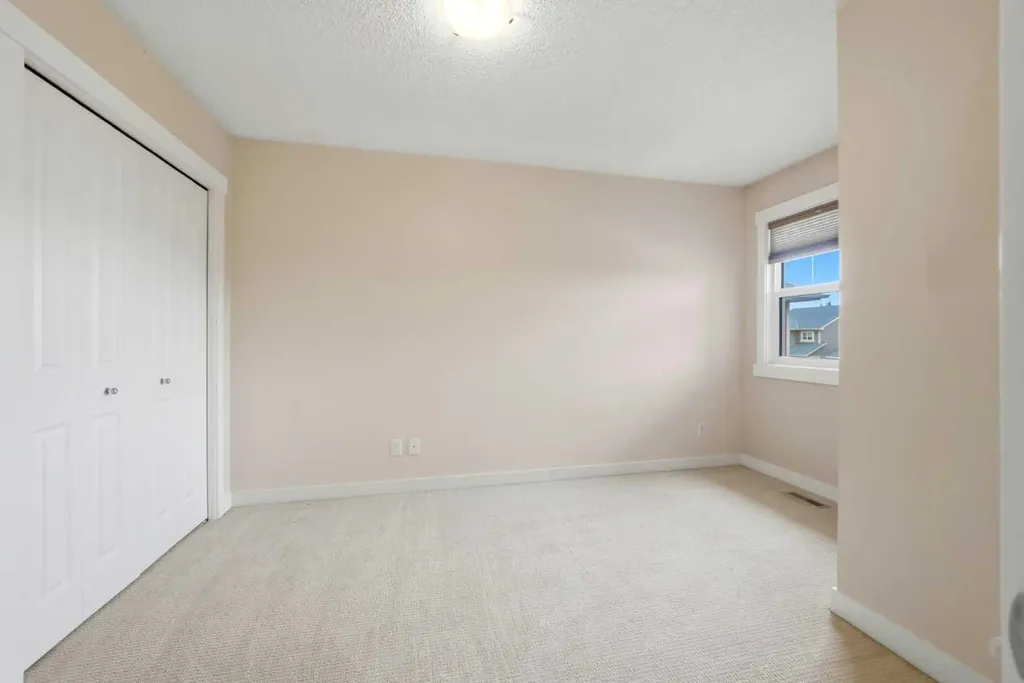 46 Fireside Place Cochrane AB T4C 0R2