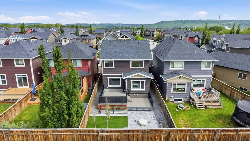 46 Fireside Place Cochrane AB T4C 0R2