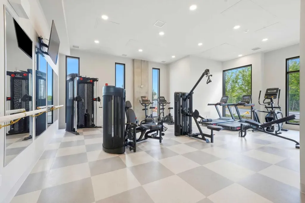 3107 Warren Street NW Calgary AB T3B 6N7