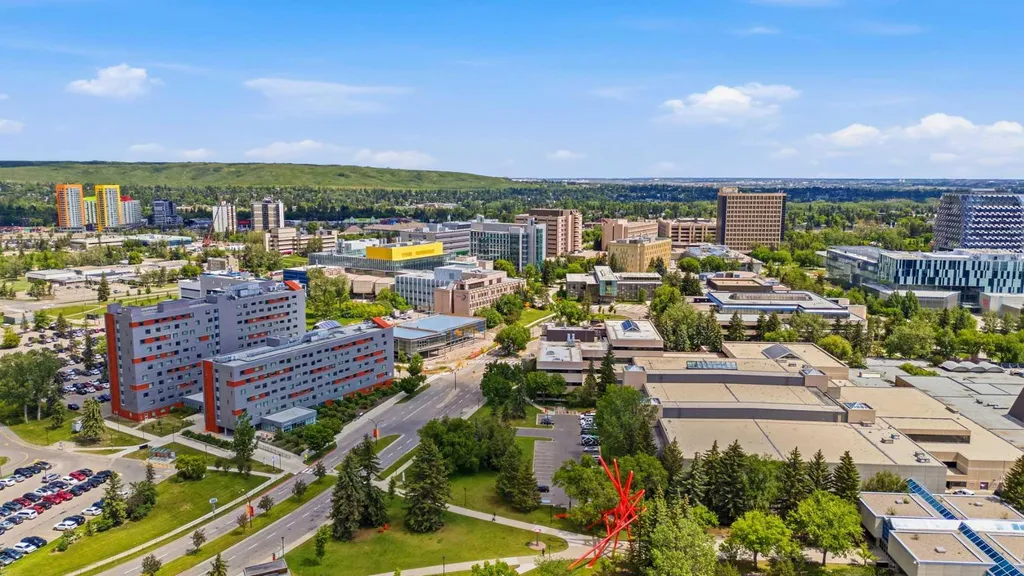3107 Warren Street NW Calgary AB T3B 6N7