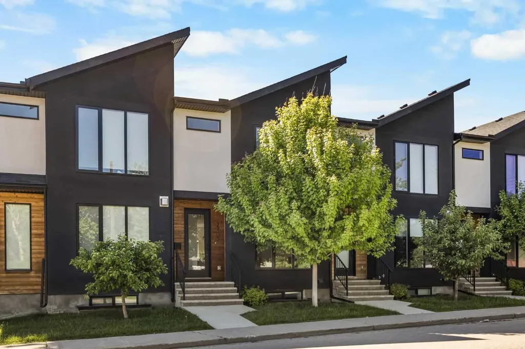 2105 5 Street NW Calgary AB T2M 5C2
