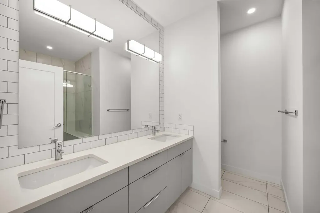 2105 5 Street NW Calgary AB T2M 5C2