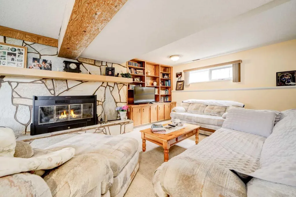 1130 James Avenue Pincher Creek AB T0K 1W0