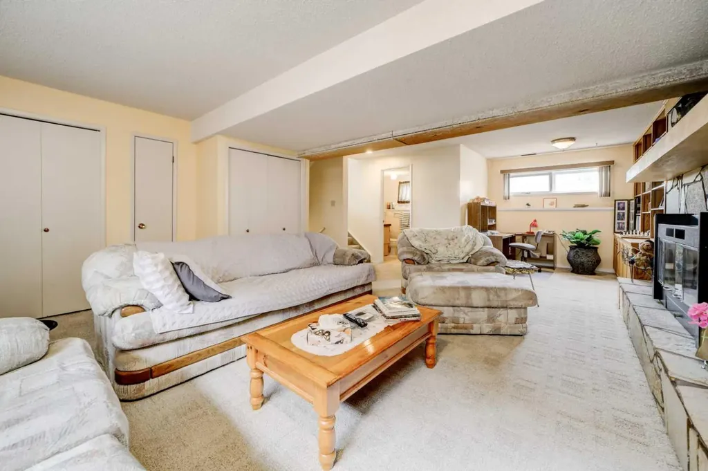 1130 James Avenue Pincher Creek AB T0K 1W0