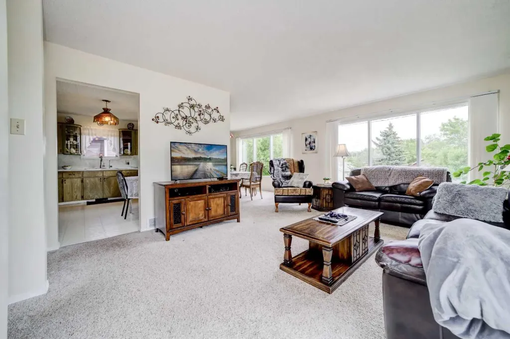 1130 James Avenue Pincher Creek AB T0K 1W0