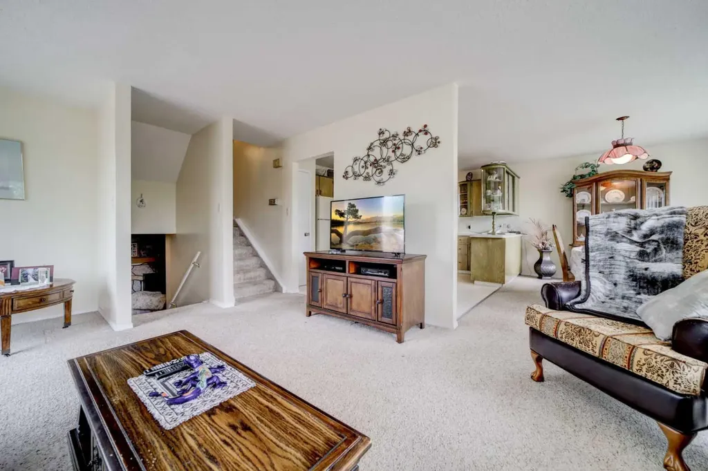 1130 James Avenue Pincher Creek AB T0K 1W0