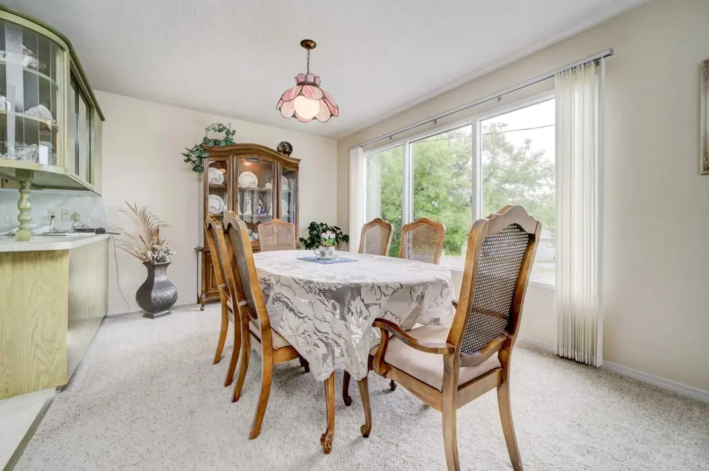 1130 James Avenue Pincher Creek AB T0K 1W0