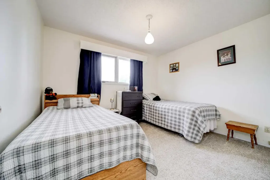 1130 James Avenue Pincher Creek AB T0K 1W0