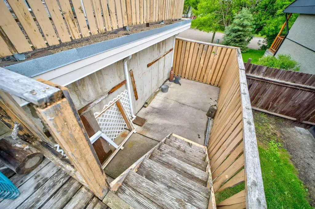 1130 James Avenue Pincher Creek AB T0K 1W0