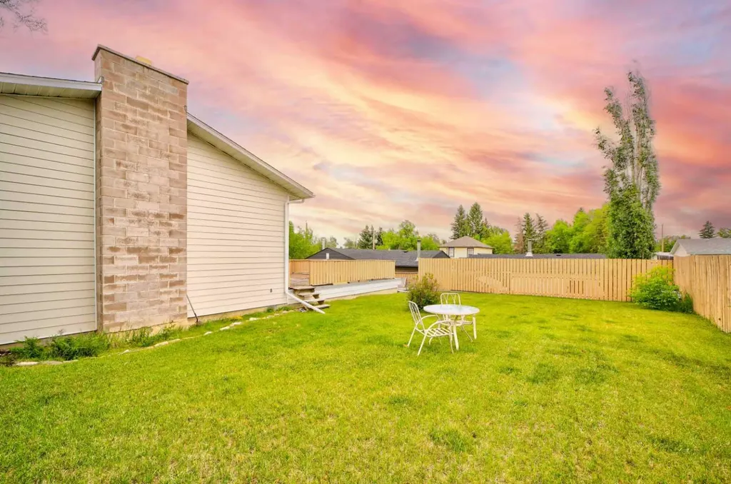1130 James Avenue Pincher Creek AB T0K 1W0