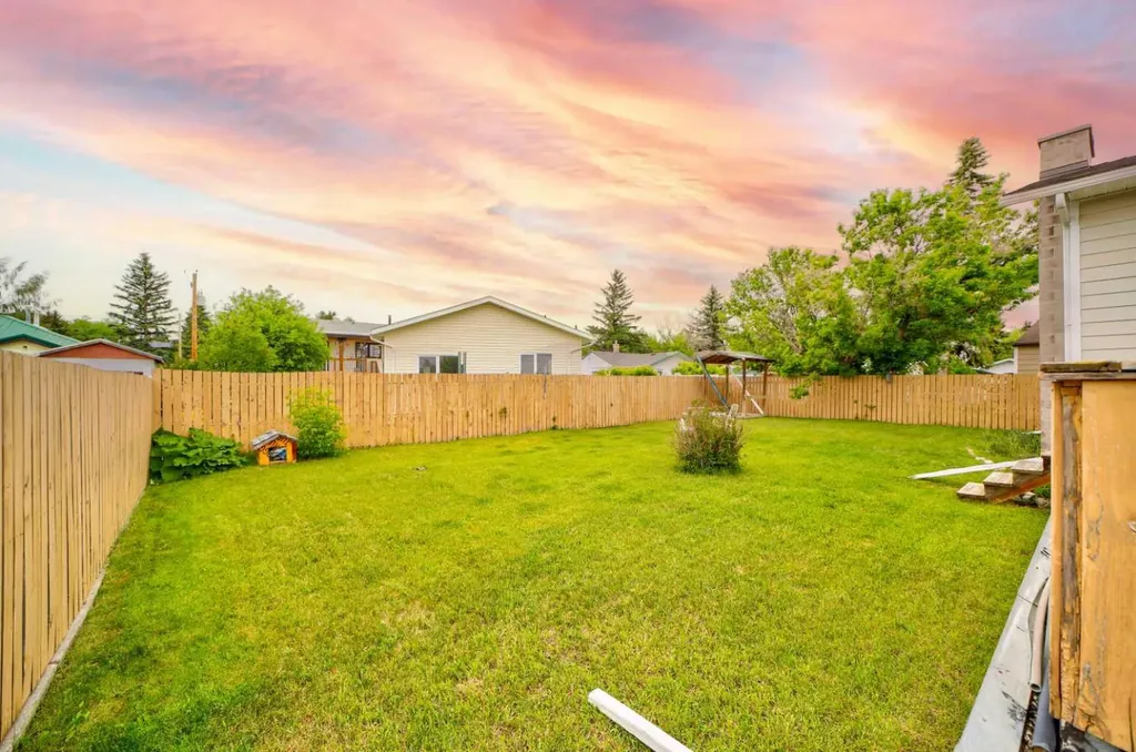 1130 James Avenue Pincher Creek AB T0K 1W0