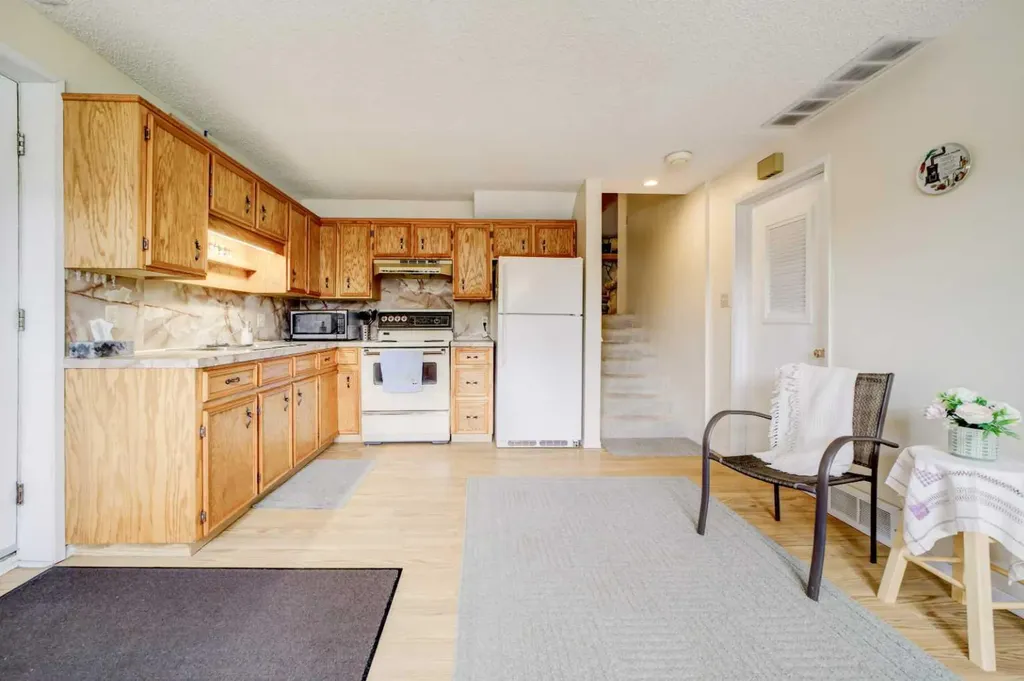 1130 James Avenue Pincher Creek AB T0K 1W0