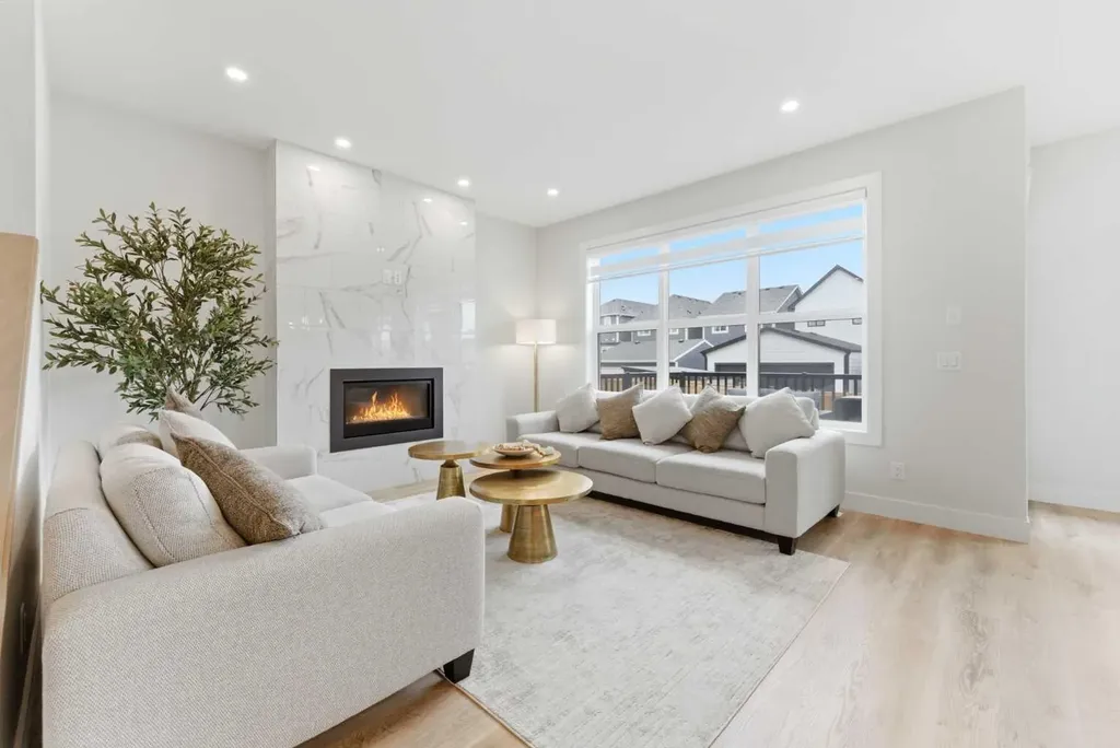377 Magnolia Way SE Calgary AB T3M 3S6