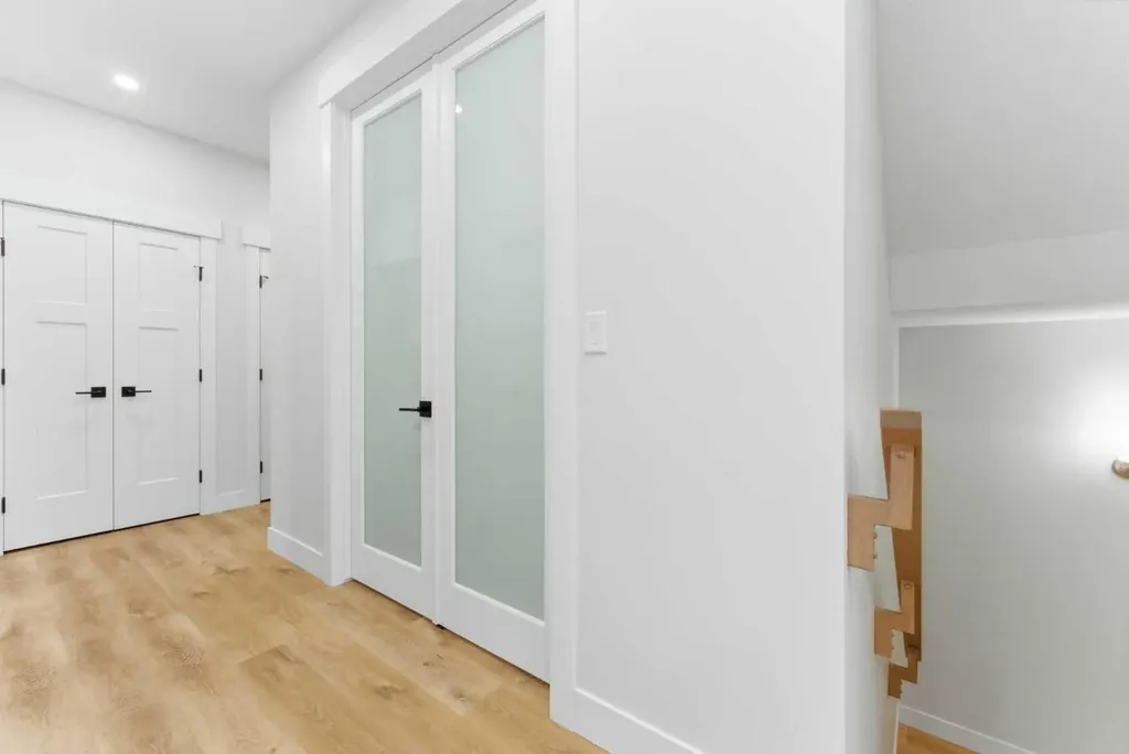 377 Magnolia Way SE Calgary AB T3M 3S6