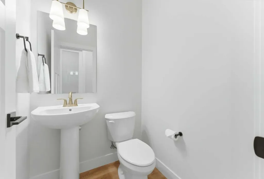 377 Magnolia Way SE Calgary AB T3M 3S6
