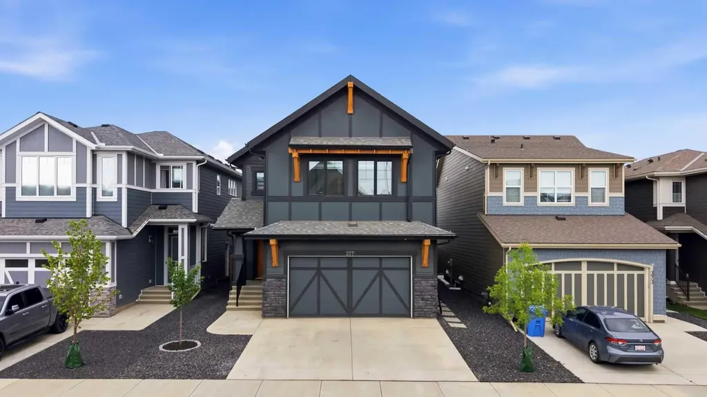 377 Magnolia Way SE Calgary AB T3M 3S6