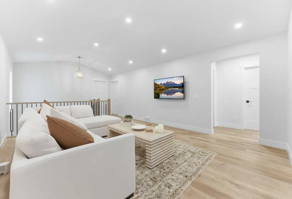377 Magnolia Way SE Calgary AB T3M 3S6