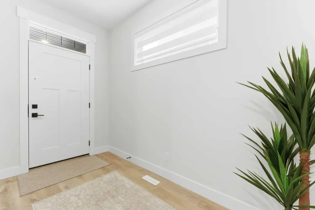377 Magnolia Way SE Calgary AB T3M 3S6
