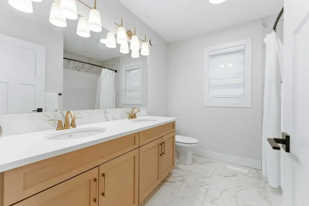 377 Magnolia Way SE Calgary AB T3M 3S6