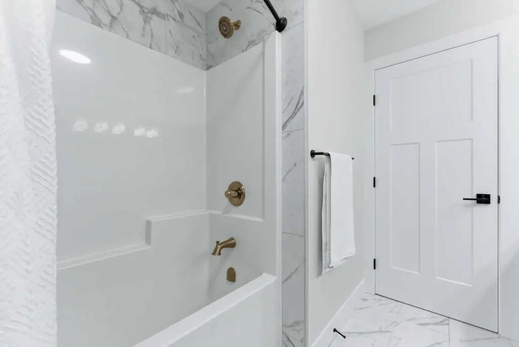377 Magnolia Way SE Calgary AB T3M 3S6